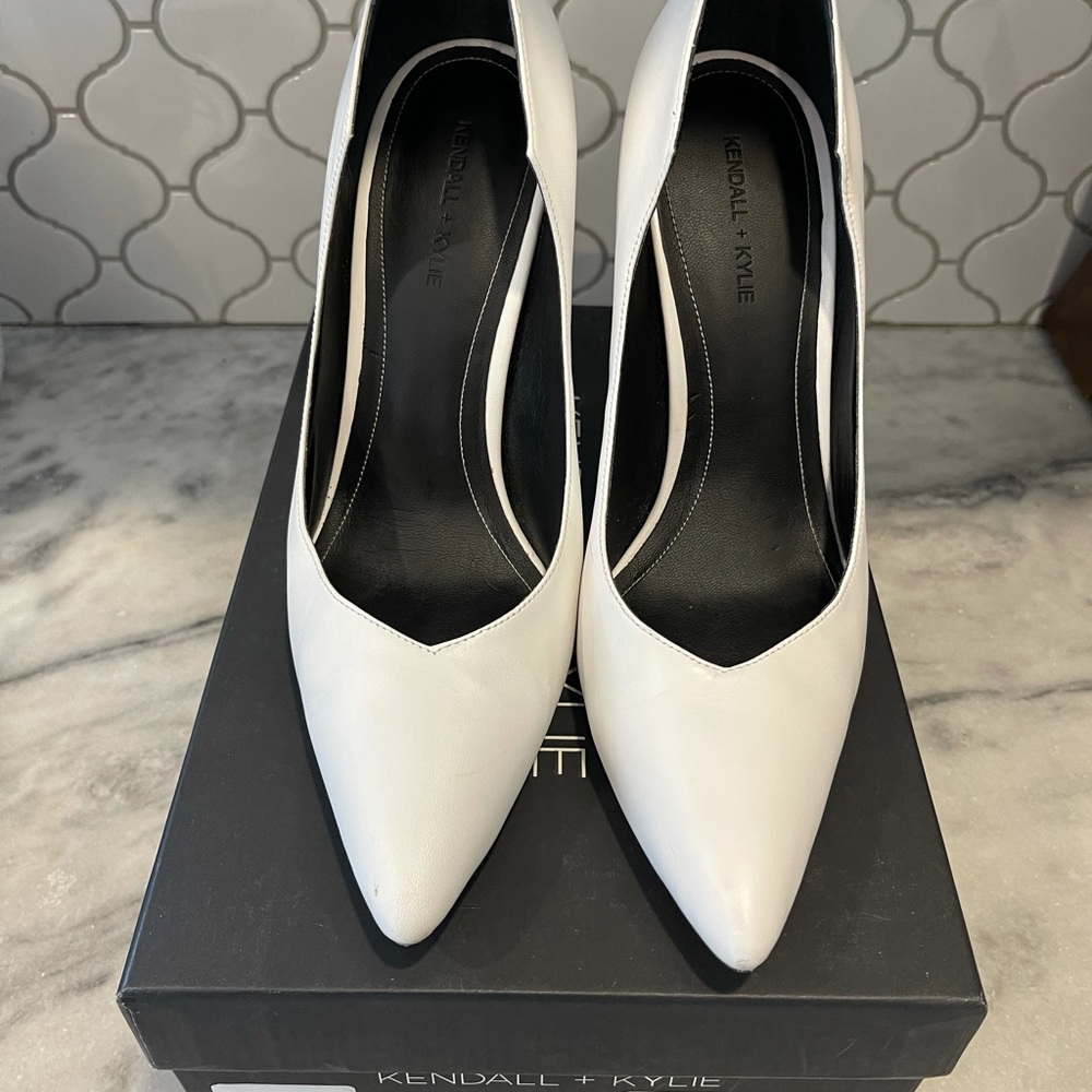 Kendal & Kylie white high heels